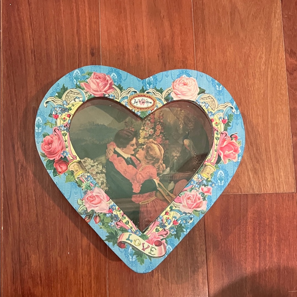 Vintage Punch Studio Blue and Pink Heart Box
